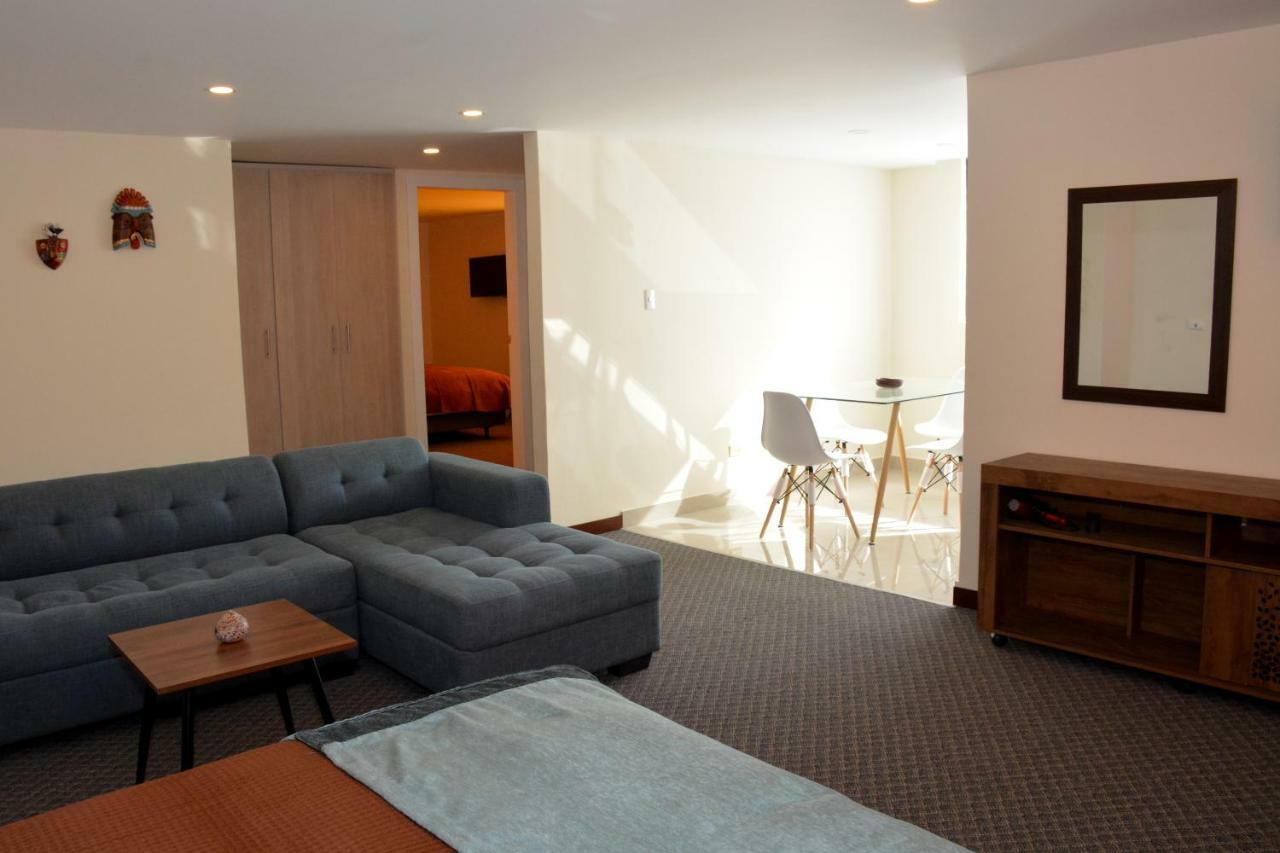 Los Angeles Stay Inn Quito Extérieur photo
