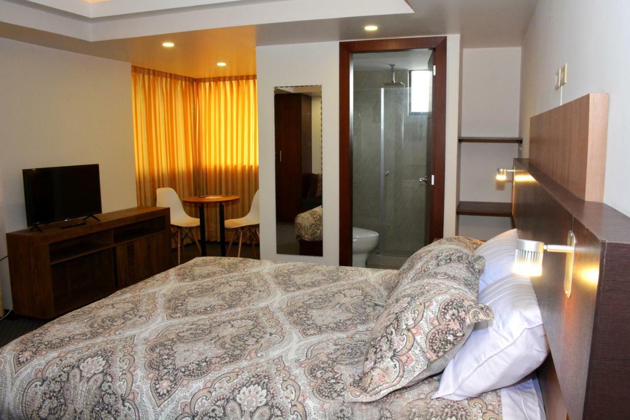 Los Angeles Stay Inn Quito Extérieur photo