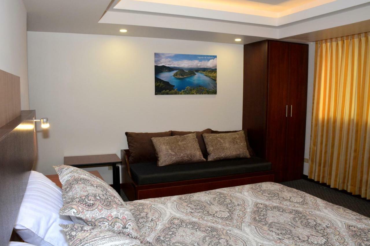 Los Angeles Stay Inn Quito Extérieur photo