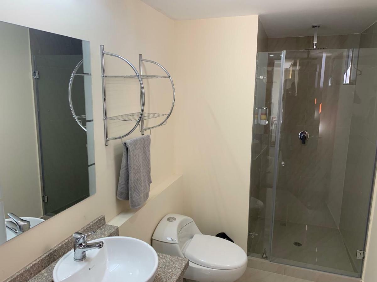 Los Angeles Stay Inn Quito Extérieur photo