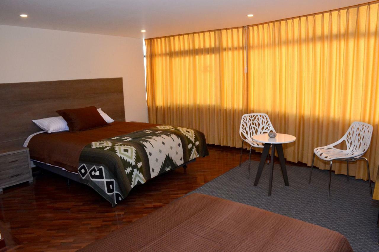 Los Angeles Stay Inn Quito Extérieur photo