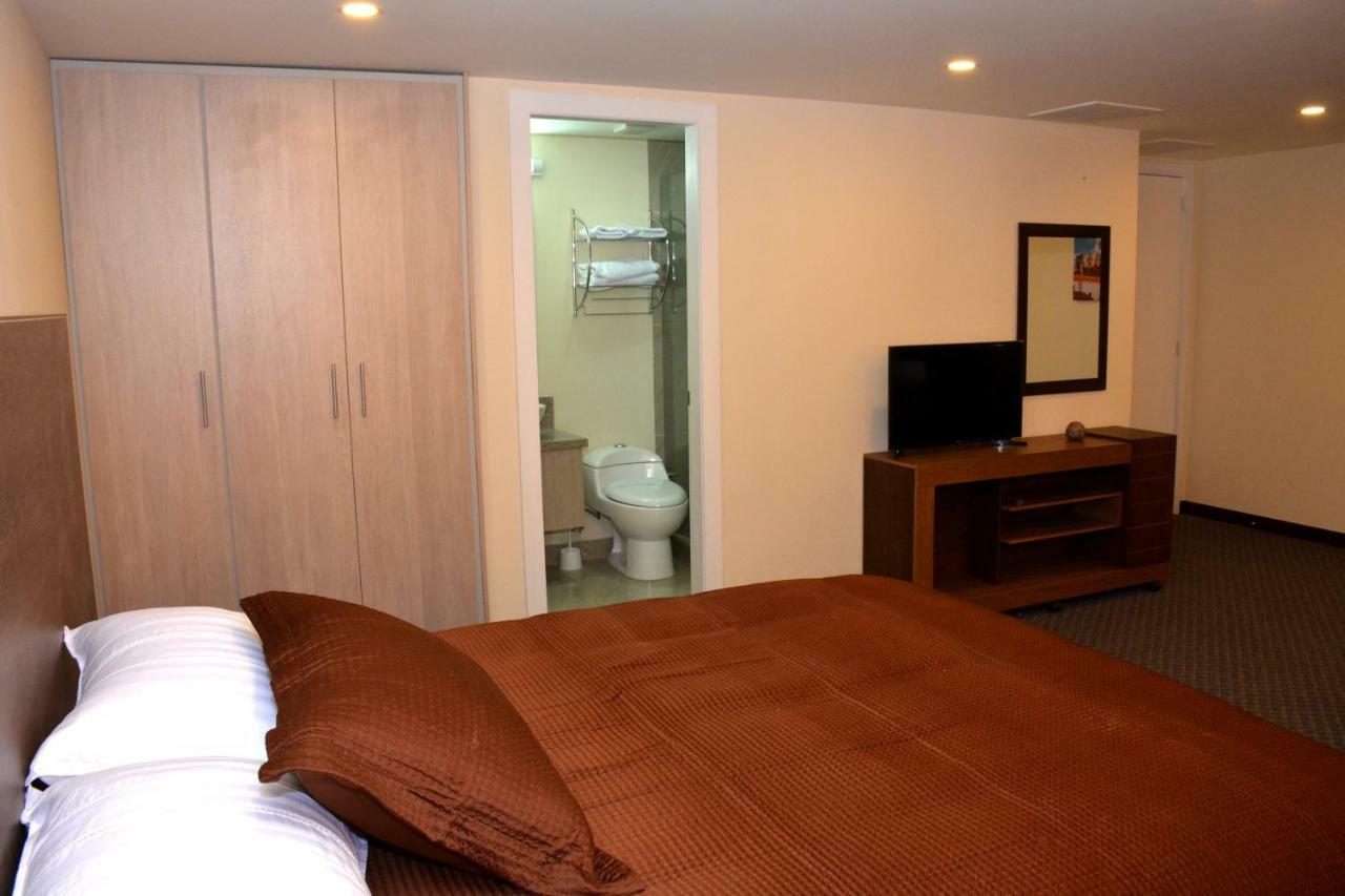 Los Angeles Stay Inn Quito Extérieur photo