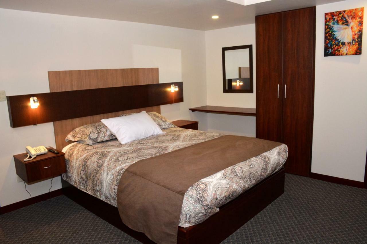 Los Angeles Stay Inn Quito Extérieur photo
