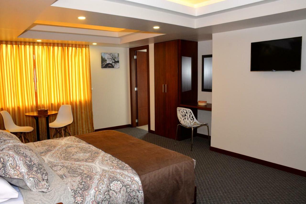 Los Angeles Stay Inn Quito Extérieur photo
